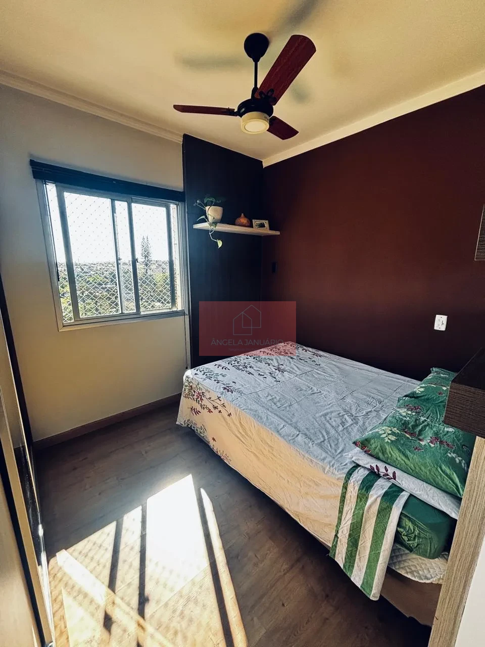 Imagens do imóveis Apartamento completo de armários.