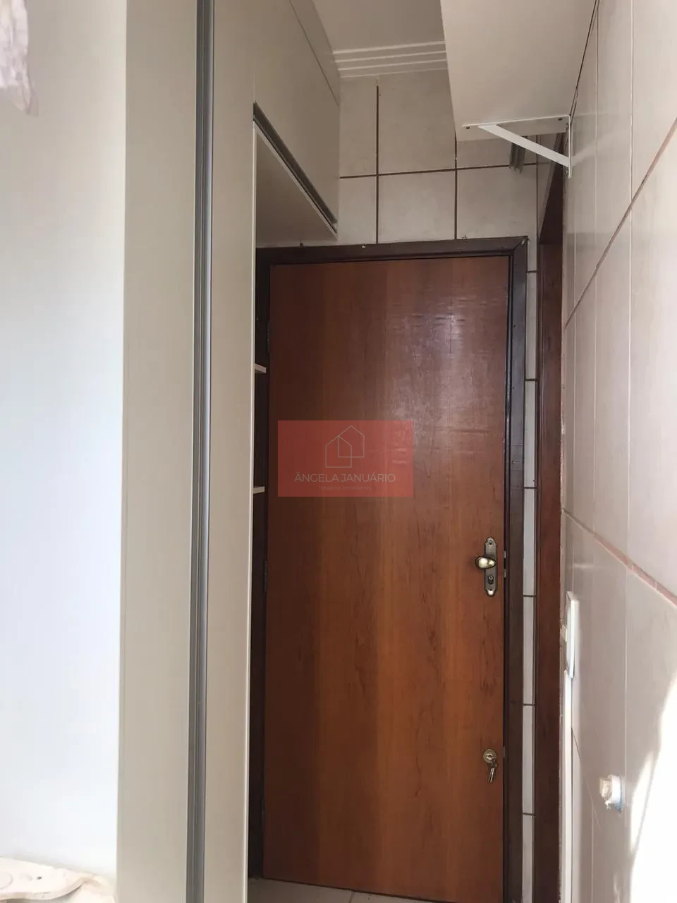 Apartamento a venda na Av. Inglaterra