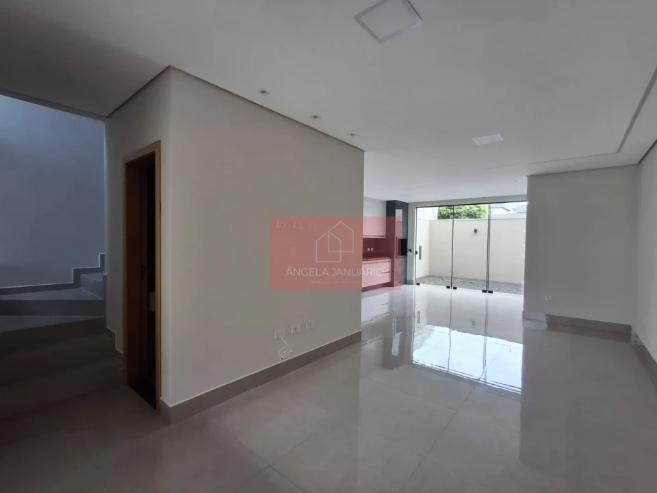 Imagens do imóveis Condominio Morada Das FLores Rosas