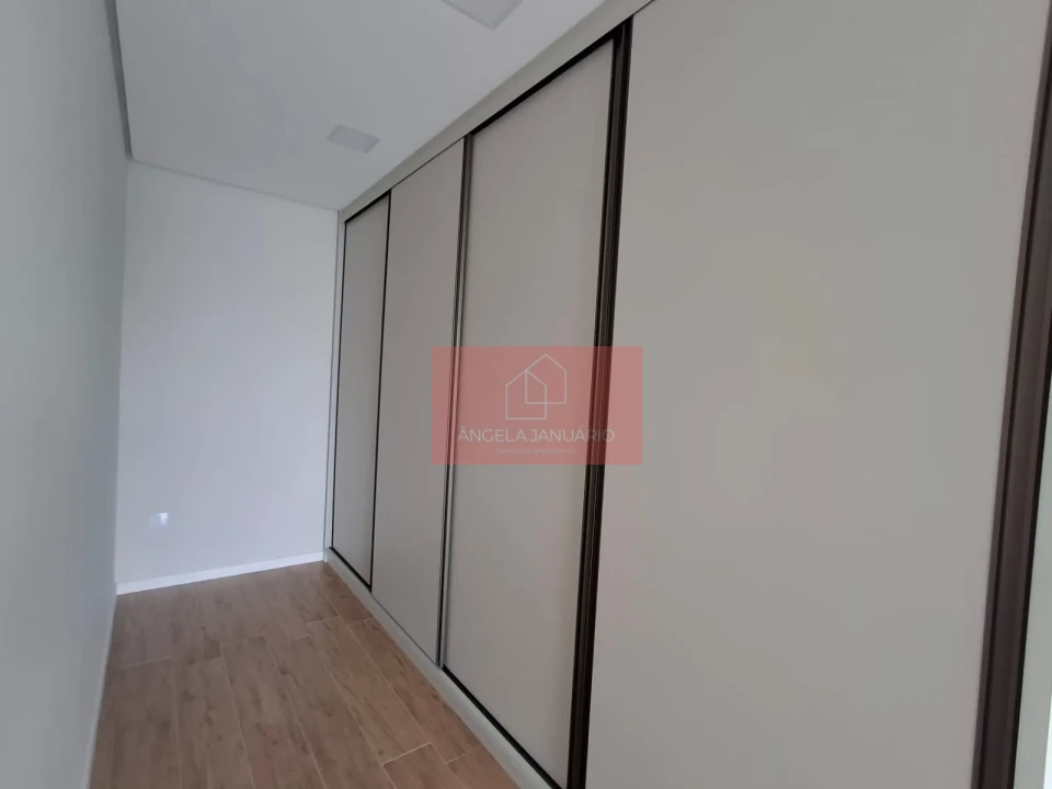 Imagens do imóveis Condominio Morada Das FLores Rosas