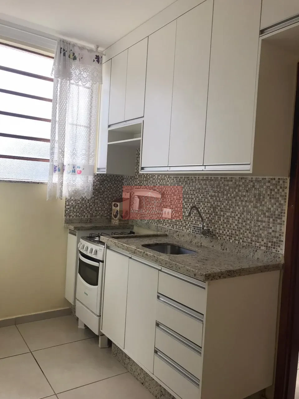 Apartamento a venda na Av. Inglaterra