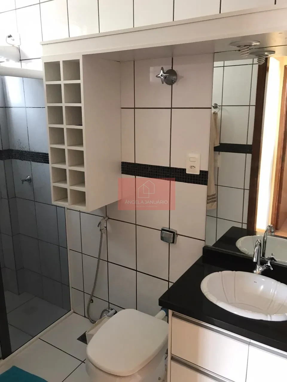 Apartamento a venda na Av. Inglaterra