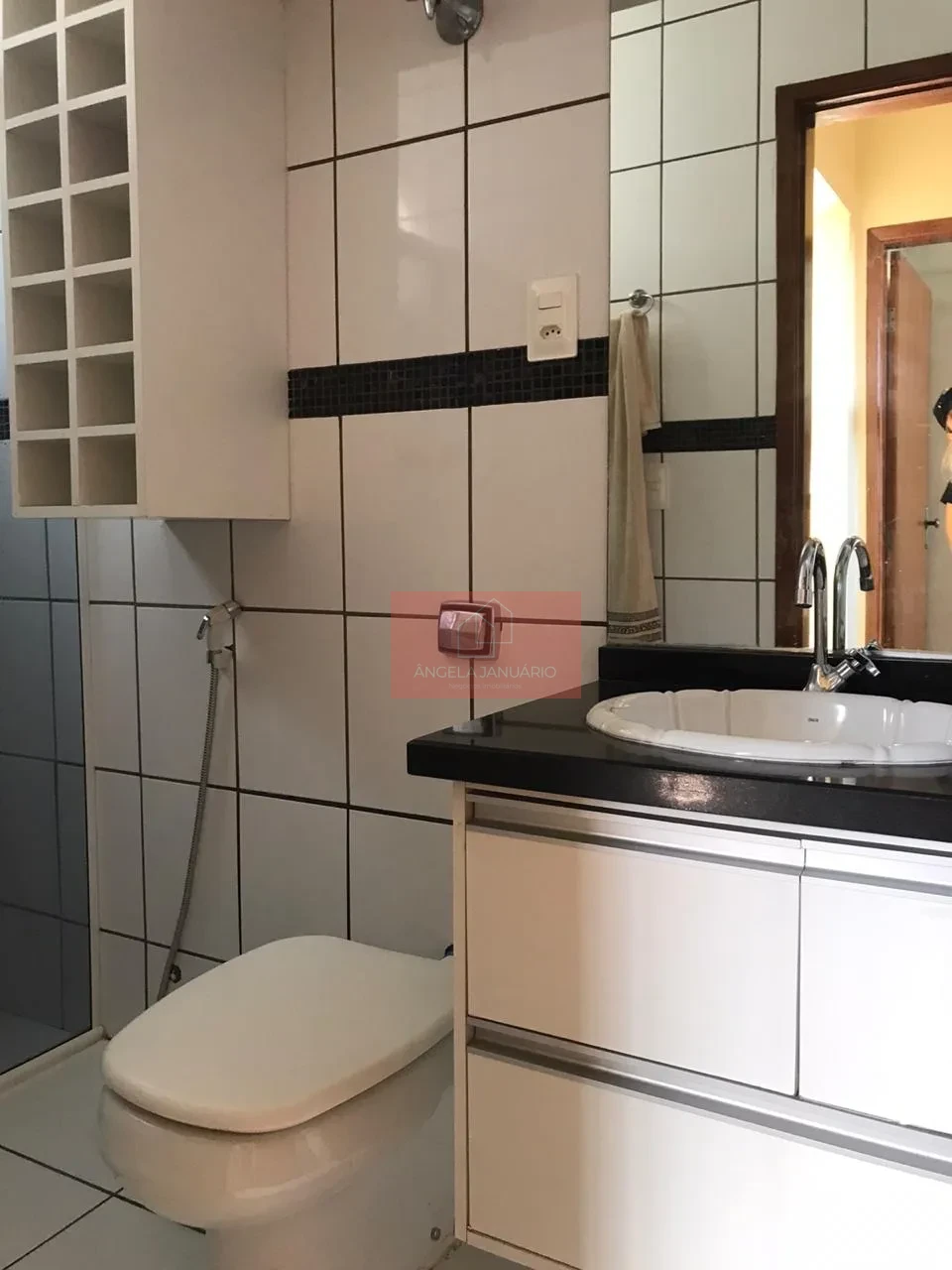 Apartamento a venda na Av. Inglaterra