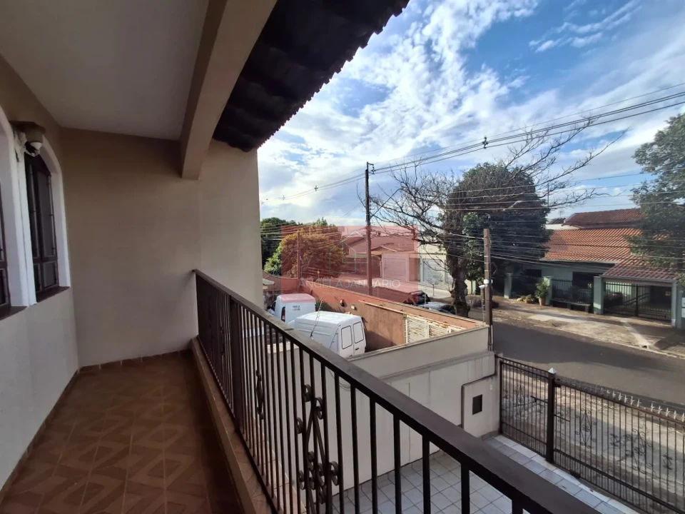 Imagens do imóveis Sobrado para Venda Jardim Bandeirantes.