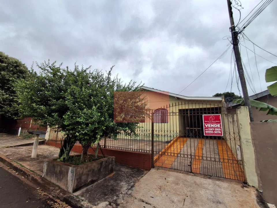 Residência para venda.