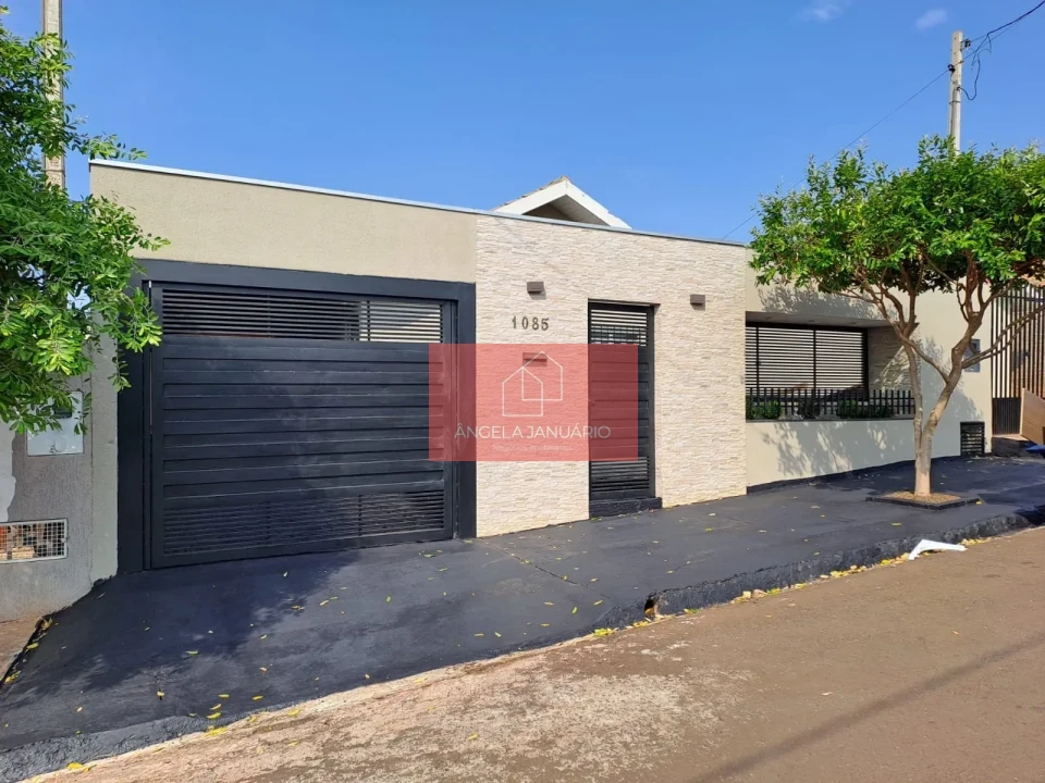 Residência para venda cidade de Bandeirantes.