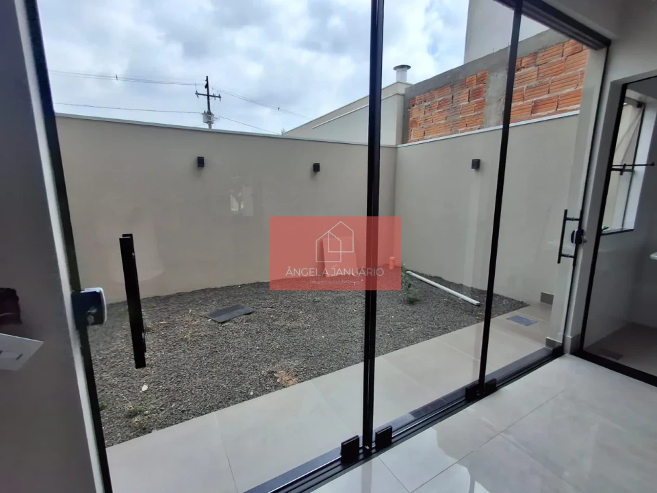 Imagens do imóveis Condominio Morada Das FLores Rosas