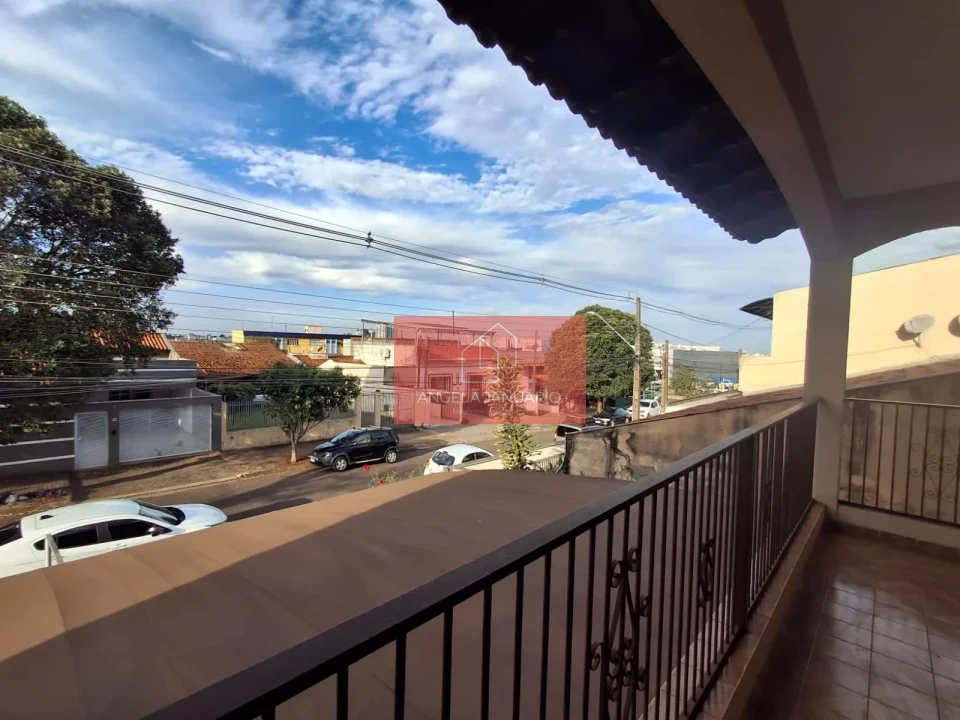 Imagens do imóveis Sobrado para Venda Jardim Bandeirantes.
