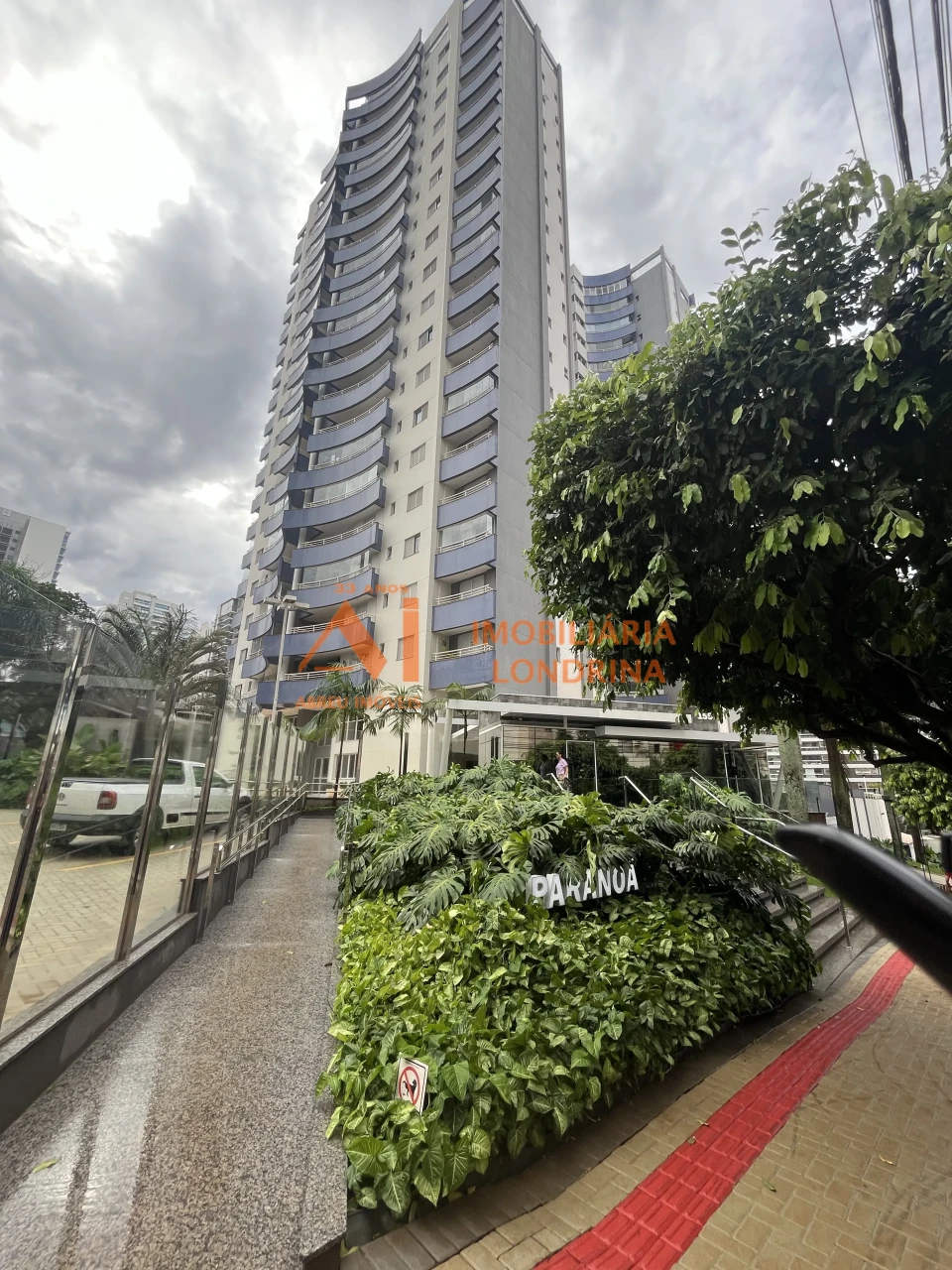 Cobertura - Edificio residencial Paranoá