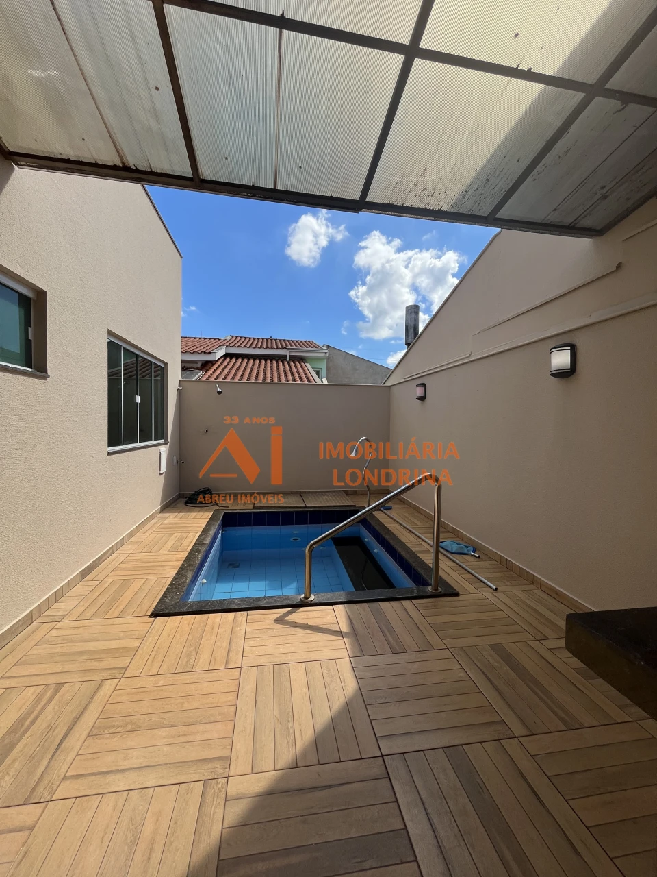 Condominio Kingstown Park - casa terrea