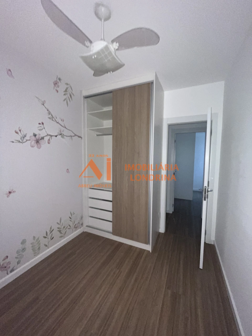 Edificio Residencial Fly top Life