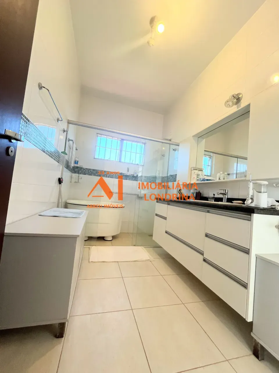 Casa terrea no condominio Estancia Bom Tempo - LOCAÇÃO
