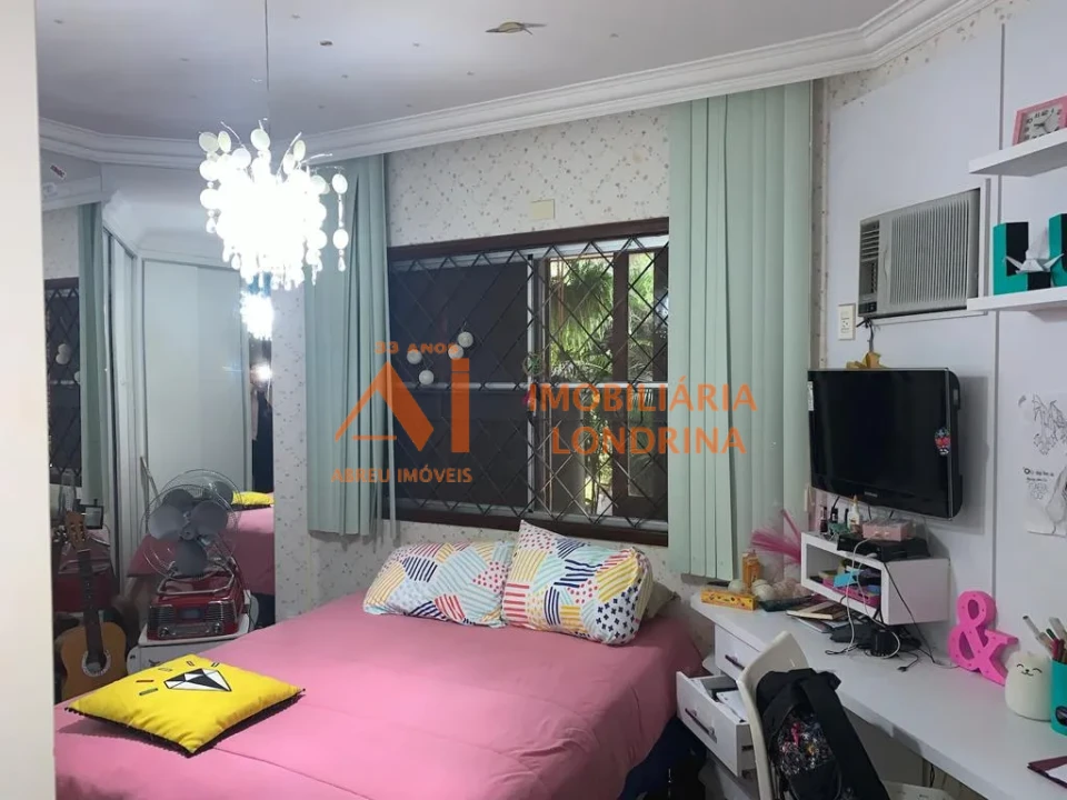 Imagens do imóveis Casa Térrea  venda  - Colina Verde
