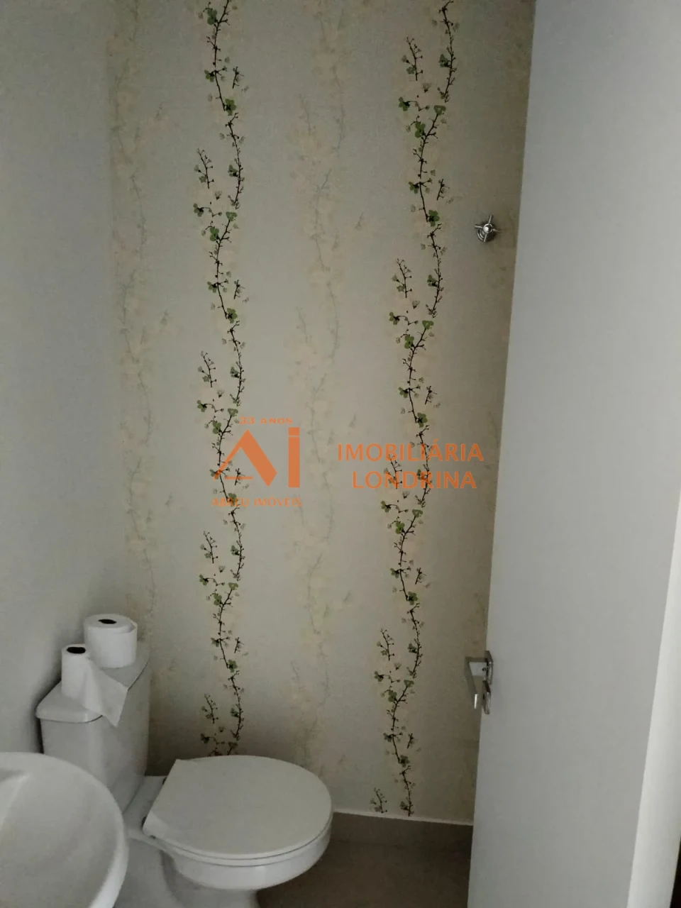 Sala comercial -Gleba palhano - Locação