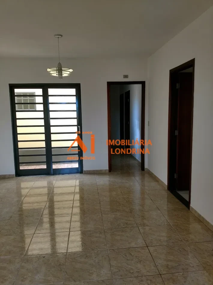 Imagens do imóveis Casa Térrea  - Lago Juliana