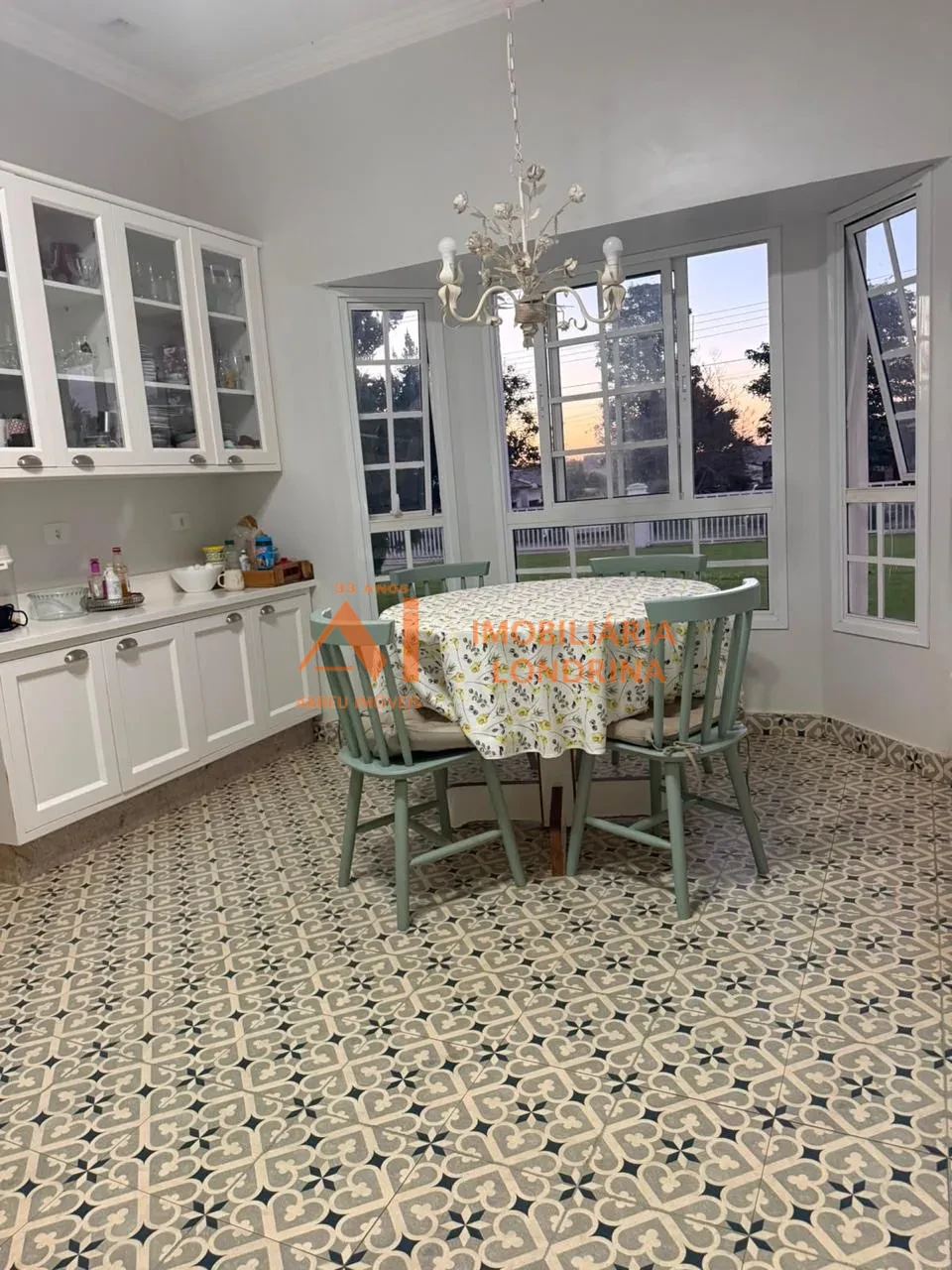 Imagens do imóveis Casa terrea no condominio Estancia Bom Tempo - LOCAÇÃO