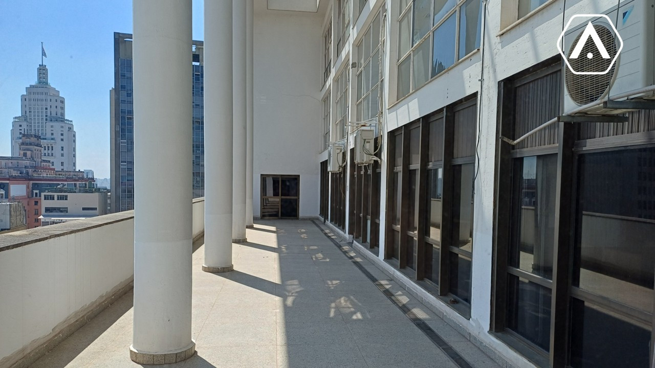 LAJES  CORPORATIVAS  NO CENTRO - LOCAÇÃO  - 2760 M²