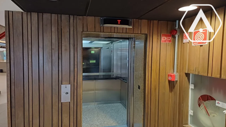 PRÉDIO CORPORATIIVO PARA LOCAÇÃO - ALTO DE PINHEIROS