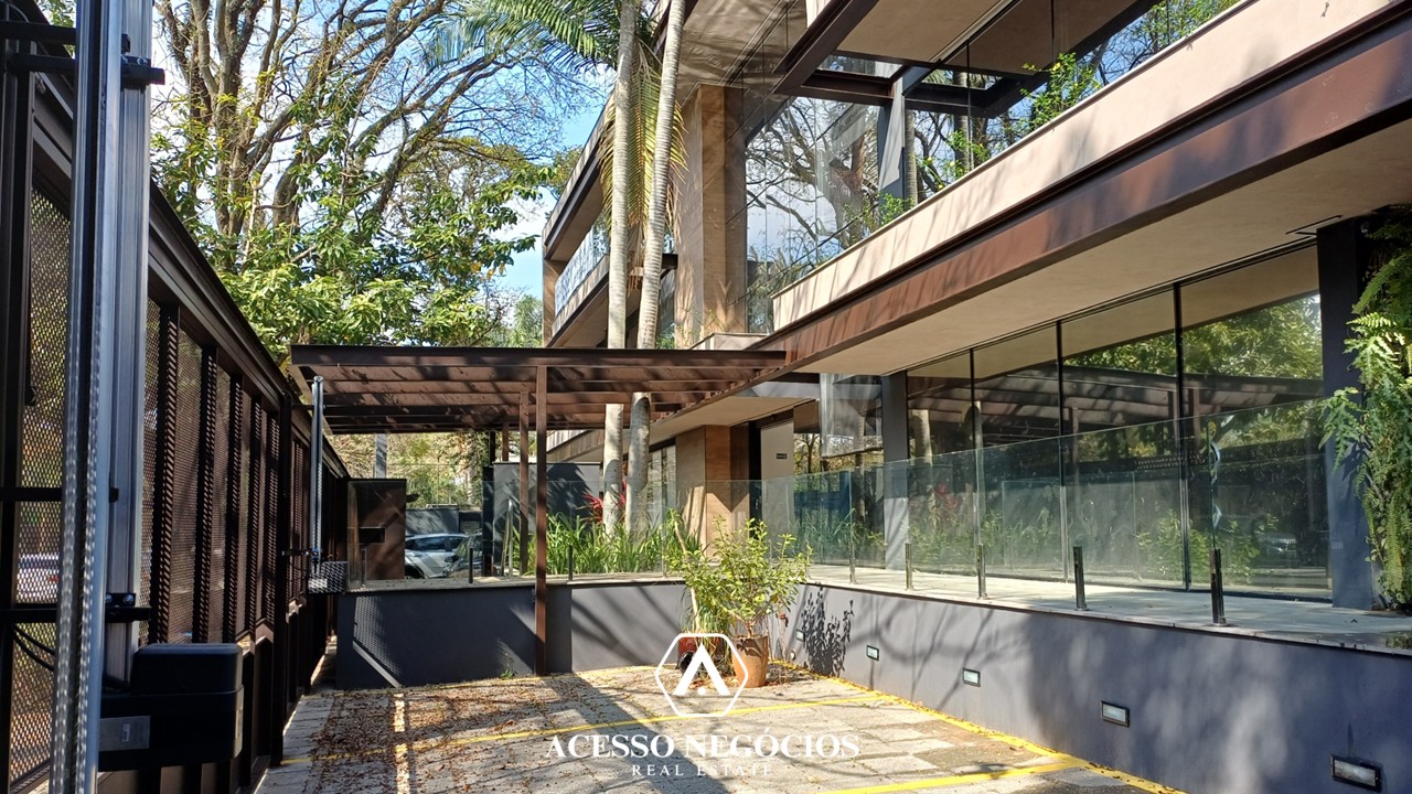 IMÓVEL COMERCIAL PARA LOCAÇÃO E VENDA- ALTO DE PINHEIROS  - 1.577 M² - D070