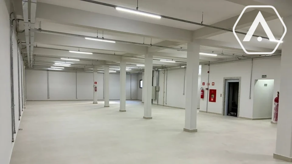 IMOVEL COMERCIAL NO CAMBUCI- VENDA E LOCAÇÃO