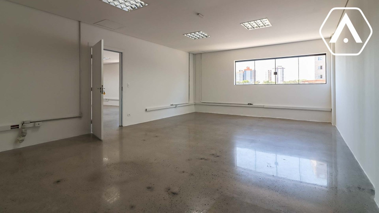 GALPÃO NO JAGUARÉ - 7000 M² - LOCAÇÃO