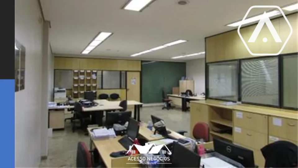 PRÉDIO CORPORATIVO NA LUZ - LOCAÇÃO - 4504 M2 -