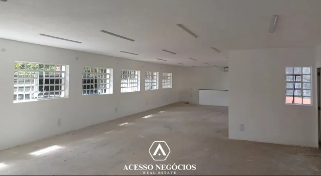 IMÓVEL COMERCIAL NO ALTO DE PINHEIROS - 740 M² - D032