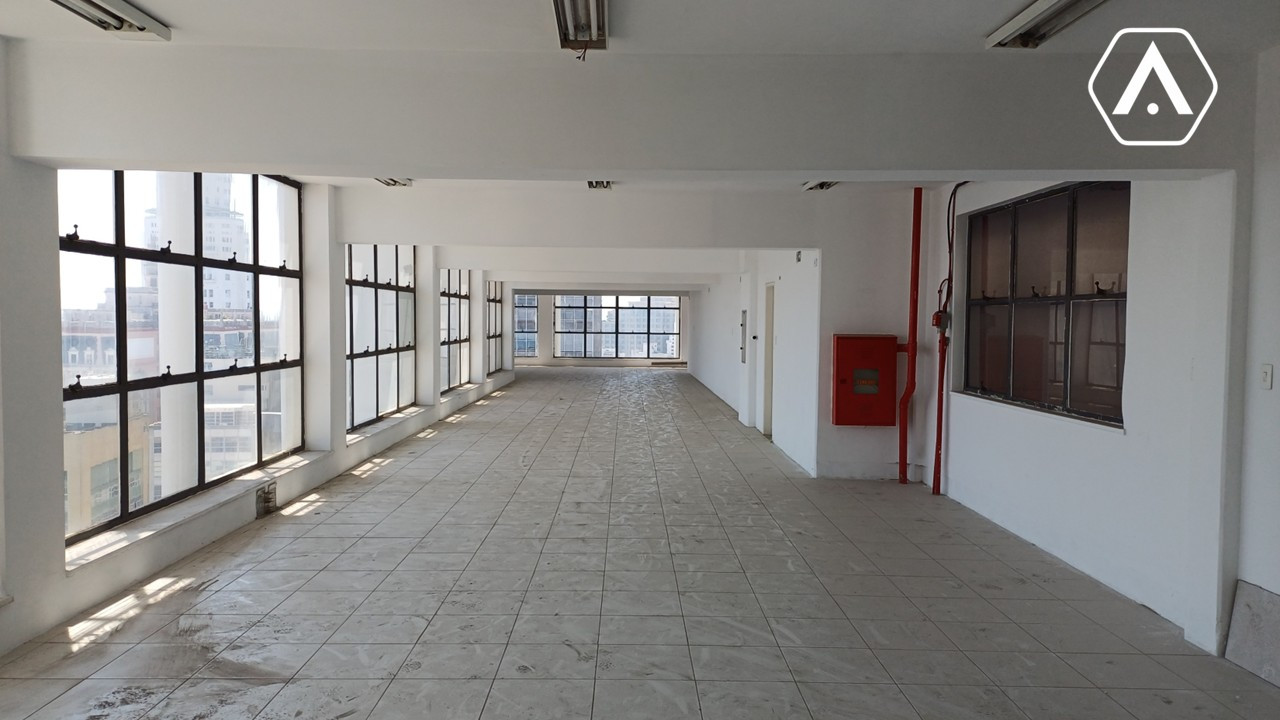 LAJES  CORPORATIVAS  NO CENTRO - LOCAÇÃO  - 2760 M²