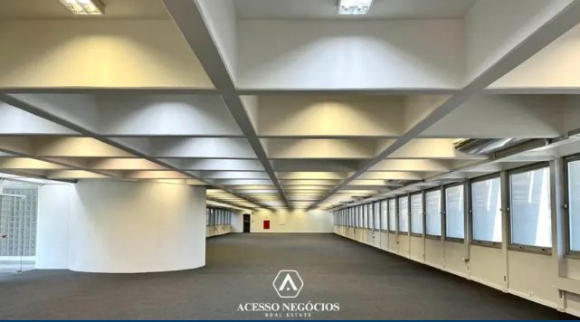 EDIFÍCIO COMERCIAL   NO MORUMBI - 4004 M² - VENDA E LOCAÇÃO D061