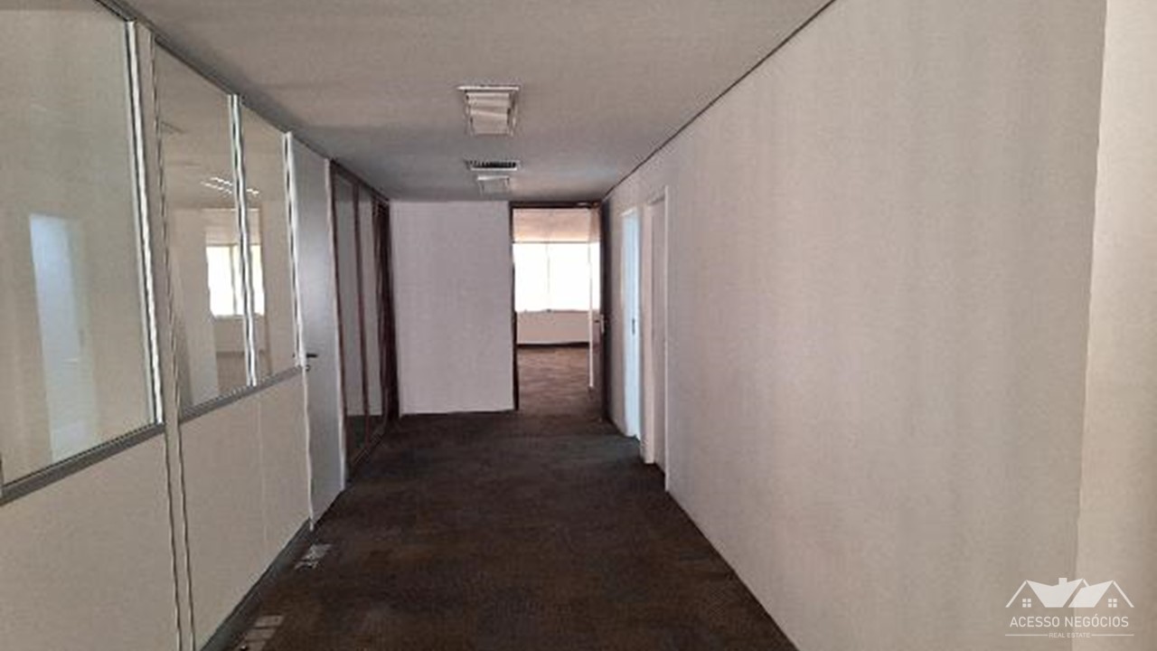 LAJE CORPORATIVA MOBILIADA NO ITAIM - 514 M² - 8 VAGAS- CO922