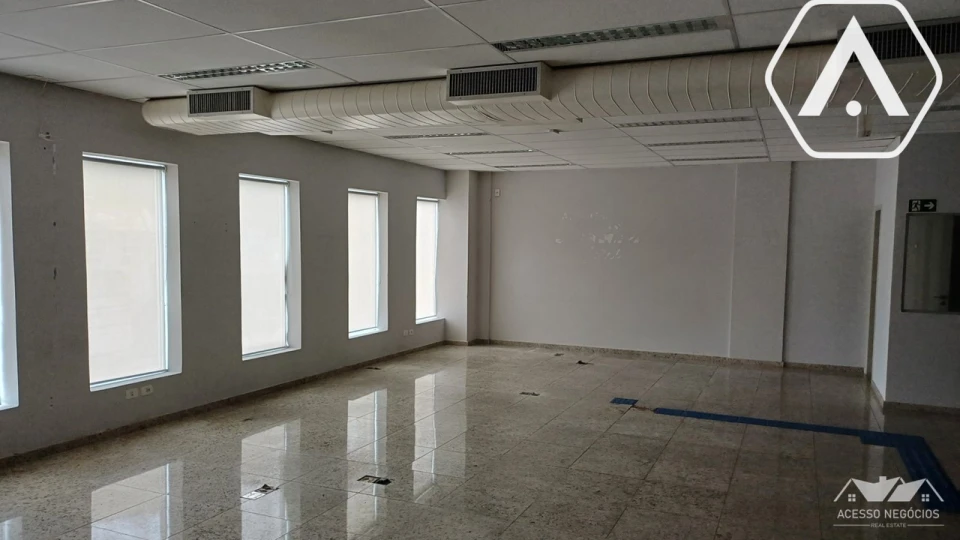 IMOVEL COMERCIAL NO ALTO DE PINHEIROS - LOCAÇÃO  - 569 M²