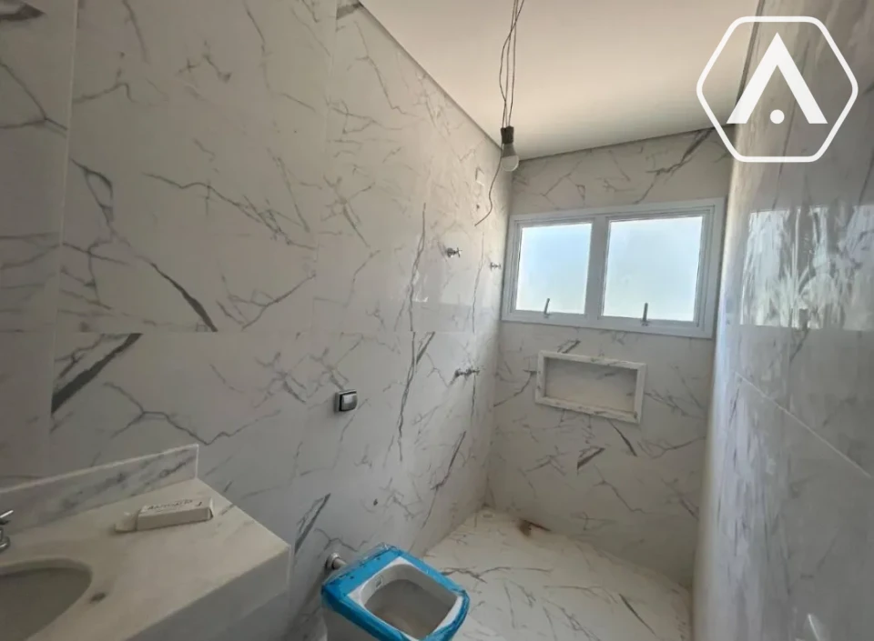 Imagens do imóveis CASA DE CONDOMÍNIO-  VARGEM GRANDE - VENDA