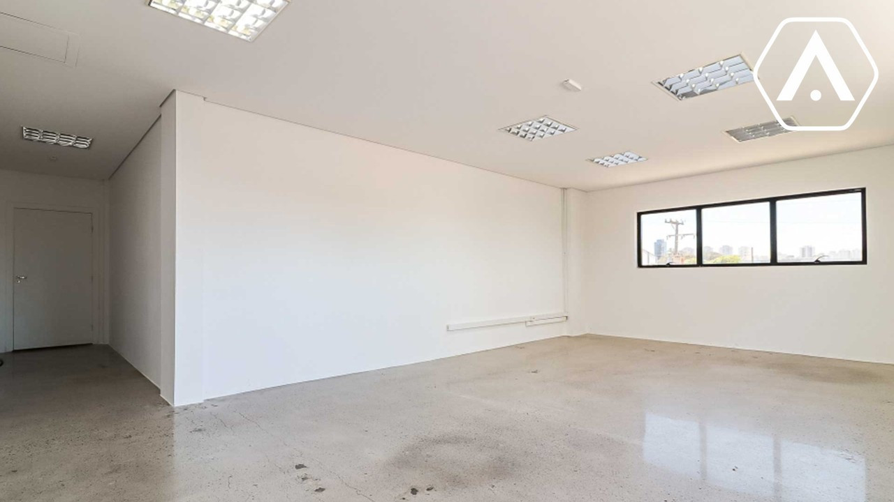 GALPÃO NO JAGUARÉ - 7000 M² - LOCAÇÃO