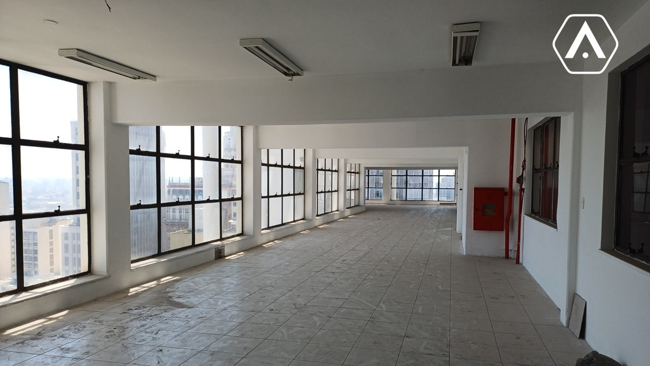 LAJES  CORPORATIVAS  NO CENTRO - LOCAÇÃO  - 2760 M²