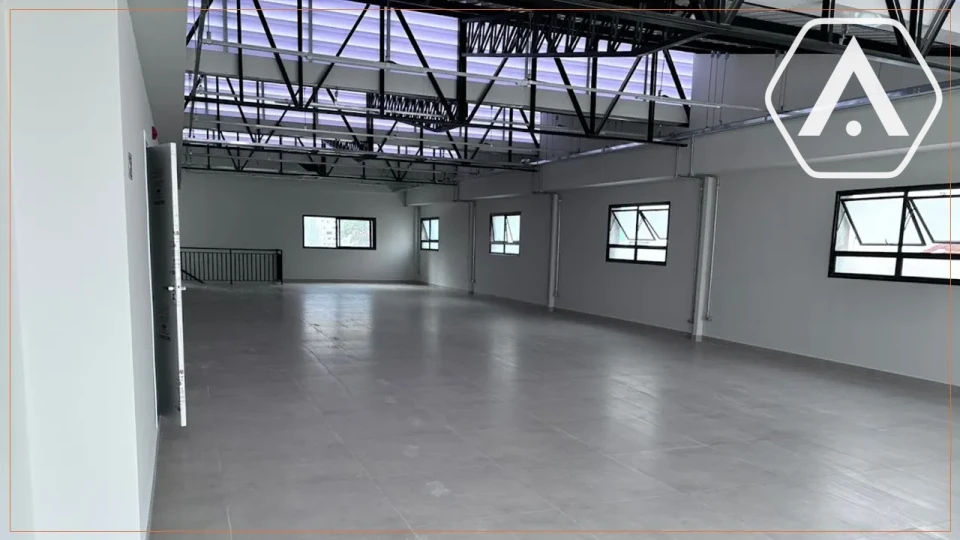 IMOVEL COMERCIAL NO CAMBUCI- VENDA E LOCAÇÃO