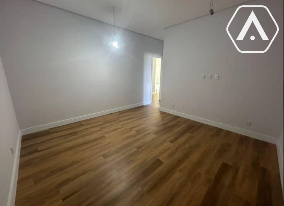 Imagens do imóveis CASA DE CONDOMÍNIO-  VARGEM GRANDE - VENDA