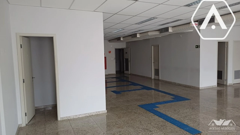 IMOVEL COMERCIAL NO ALTO DE PINHEIROS - LOCAÇÃO  - 569 M²