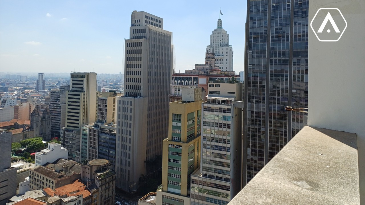 LAJES  CORPORATIVAS  NO CENTRO - LOCAÇÃO  - 2760 M²