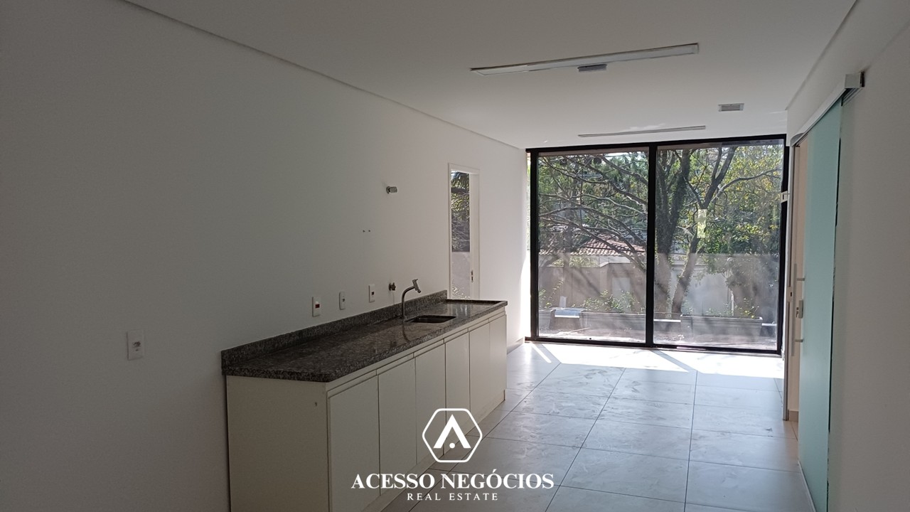 IMÓVEL COMERCIAL PARA LOCAÇÃO E VENDA- ALTO DE PINHEIROS  - 1.577 M² - D070