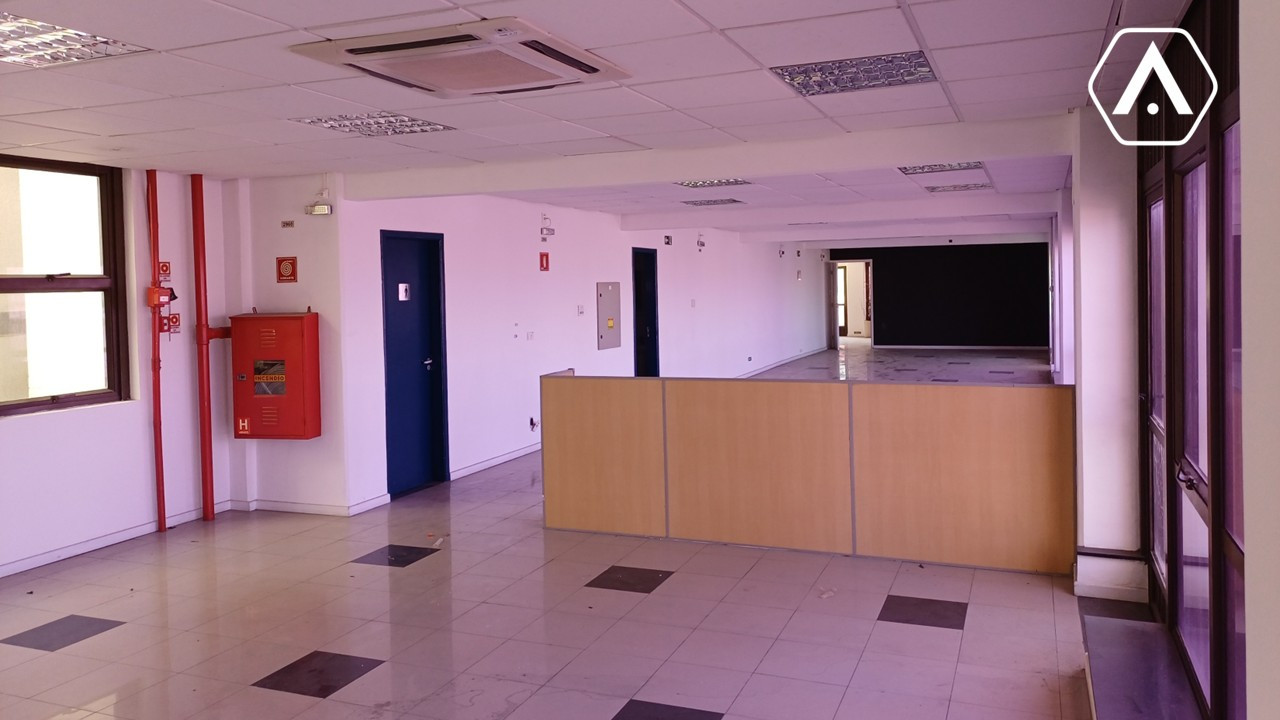 LAJES  CORPORATIVAS  NO CENTRO - LOCAÇÃO  - 2760 M²