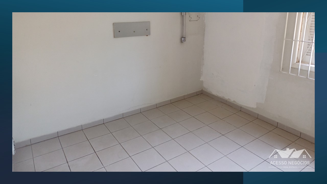 PONTO COMERCIAL MULTIUSO - 700 M²  - COM ELEVADOR  - 17 VAGAS - D913