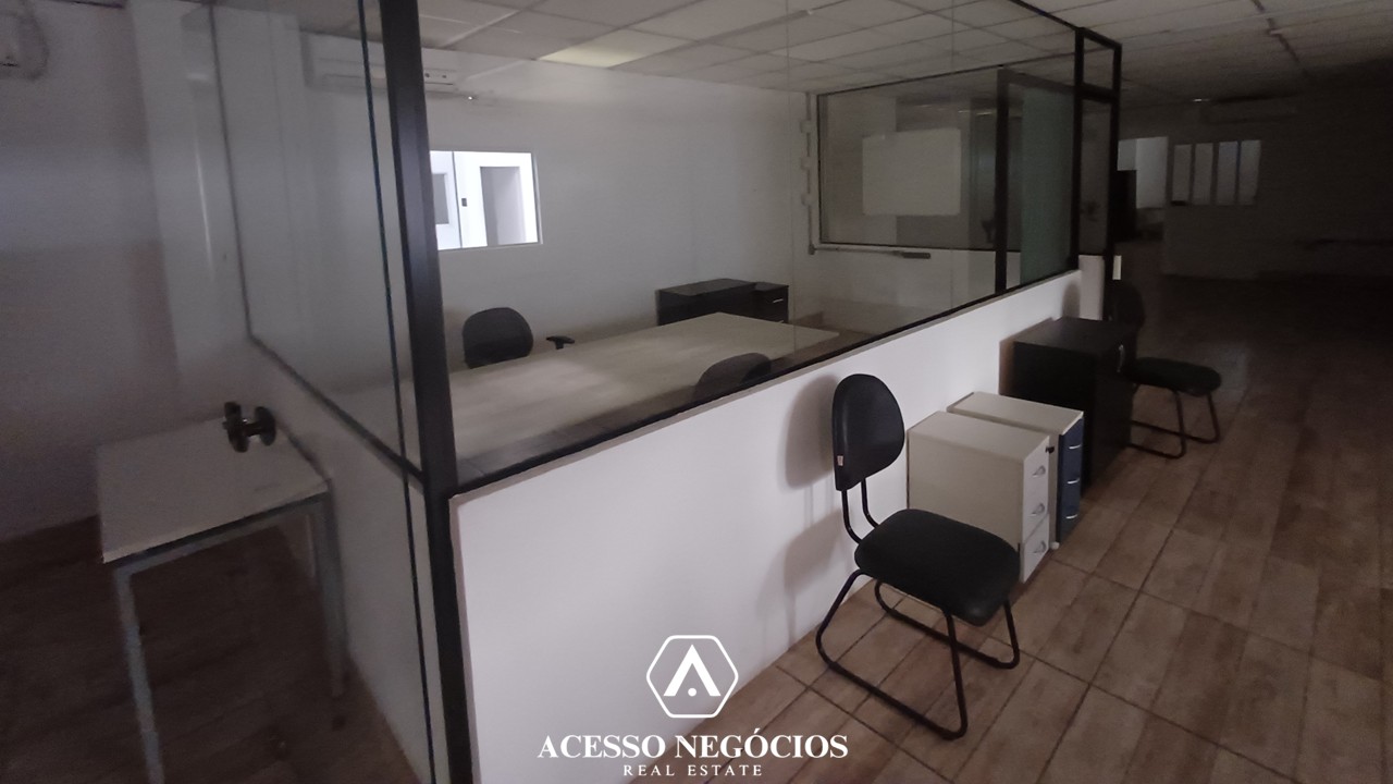 GALPÃO MONOUSUÁRIO NA VILA LEOPOLDINA - 4316 M² - D111