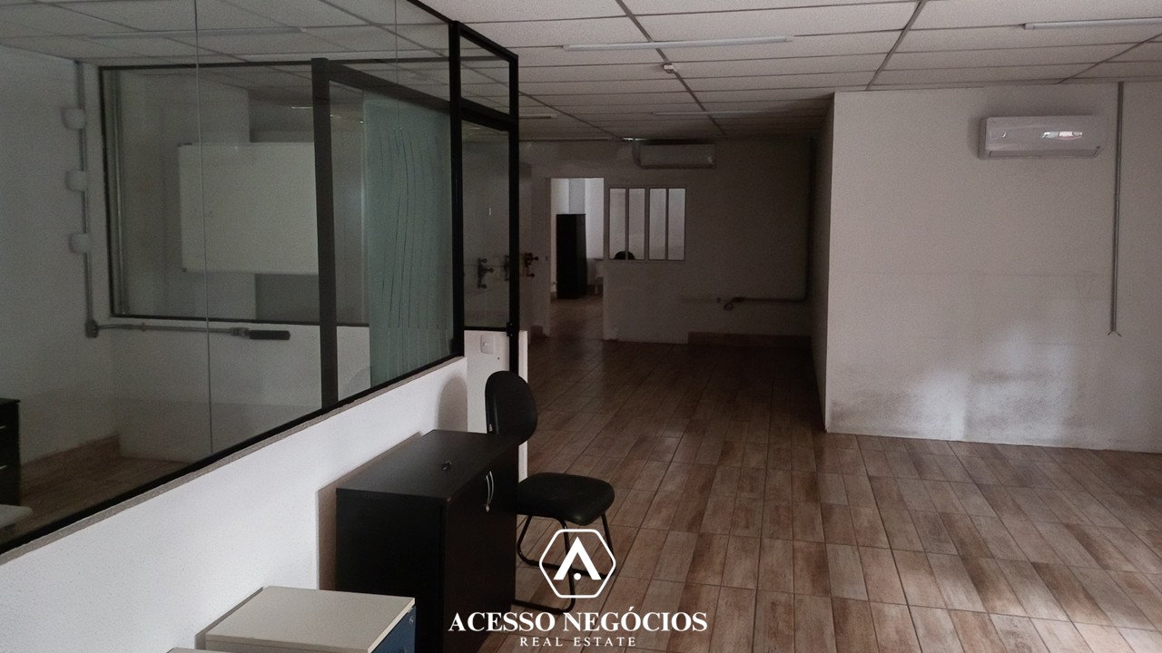 GALPÃO MONOUSUÁRIO NA VILA LEOPOLDINA - 4316 M² - D111