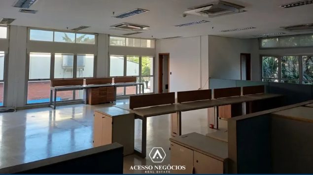 PRÉDIO COMERCIAL NA BARRA FUNDA  -VENDA  -  3.232 M² -