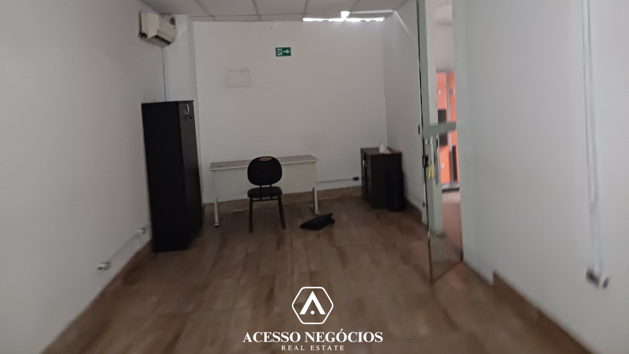 GALPÃO MONOUSUÁRIO NA VILA LEOPOLDINA - 4316 M² - D111