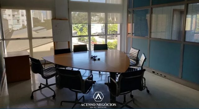 PRÉDIO COMERCIAL NA BARRA FUNDA  -VENDA  -  3.232 M² -