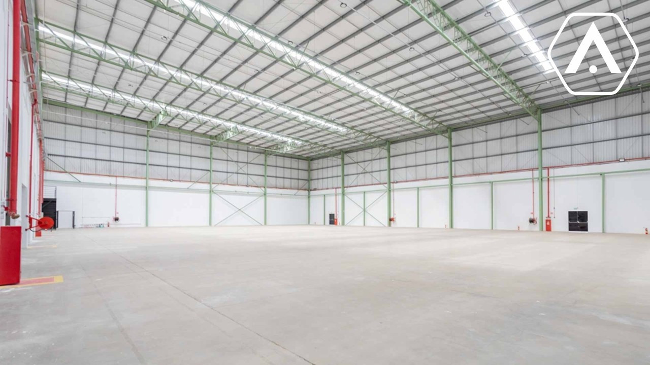 GALPÃO NO JAGUARÉ - 7000 M² - LOCAÇÃO