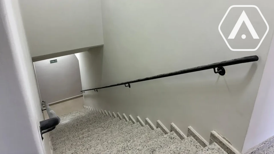 IMOVEL COMERCIAL NO CAMBUCI- VENDA E LOCAÇÃO