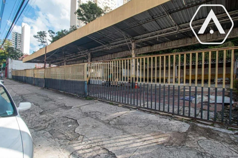 TERRENO  1067 M²  - LOCAÇÃO