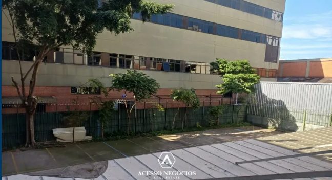 PRÉDIO COMERCIAL NA BARRA FUNDA  -VENDA  -  3.232 M² -